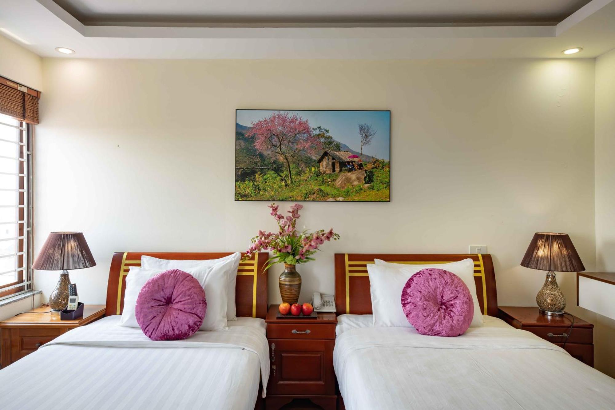 Viet Village Airport Hotel & Restaurants Hanoi Buitenkant foto