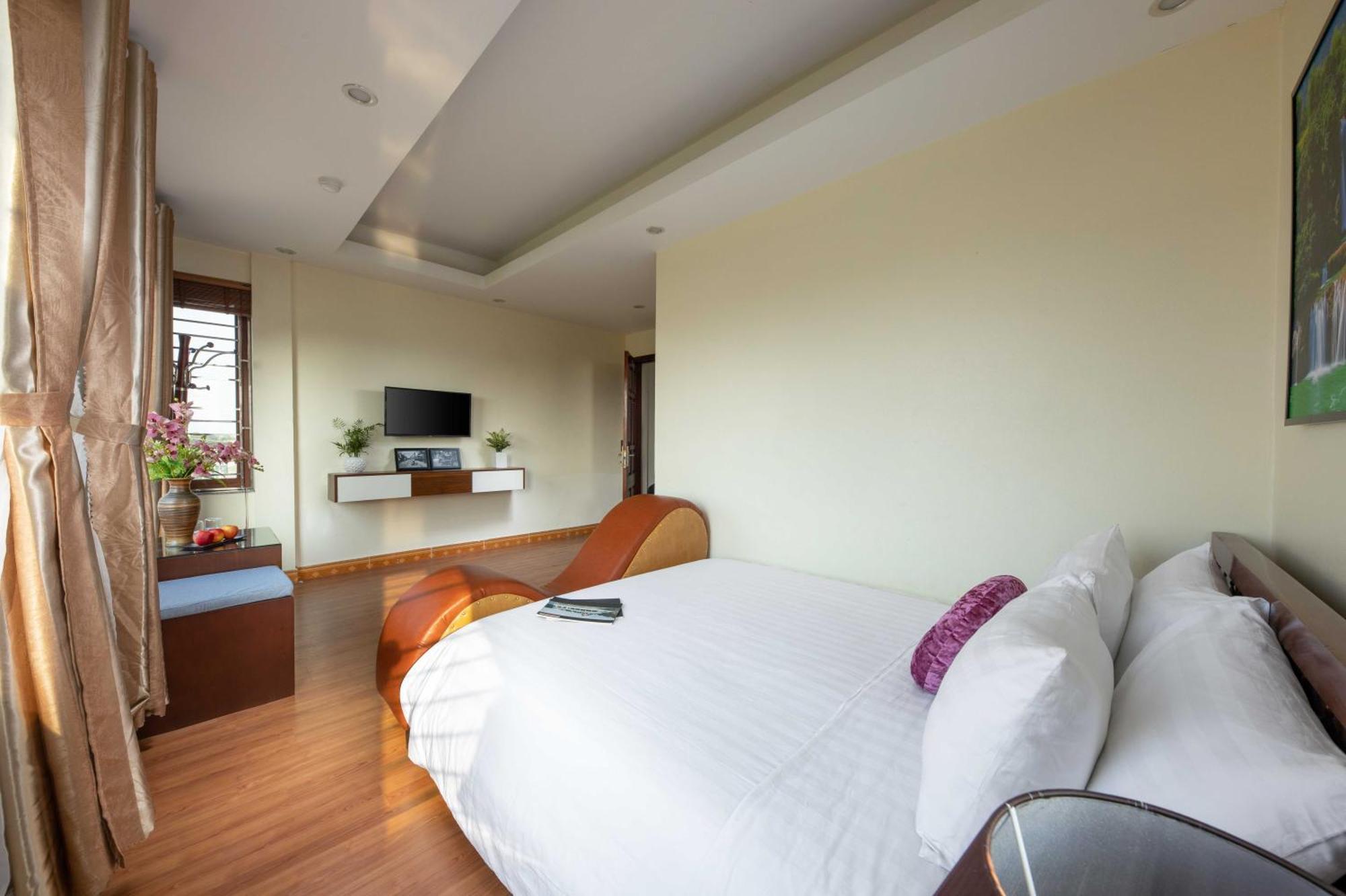 Viet Village Airport Hotel & Restaurants Hanoi Buitenkant foto