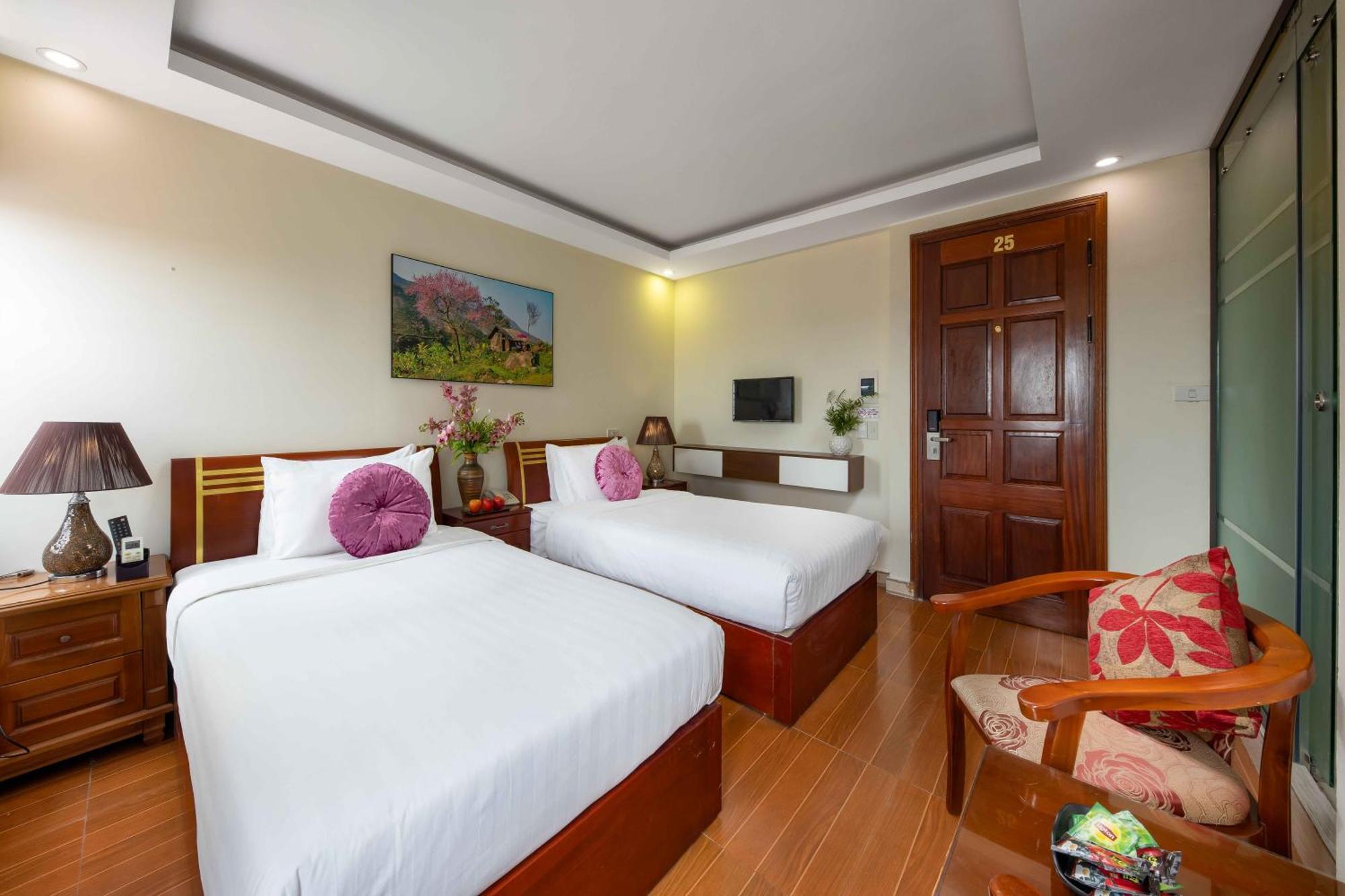 Viet Village Airport Hotel & Restaurants Hanoi Buitenkant foto